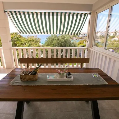 Apartament Luka