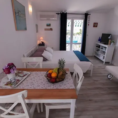 Luka Rogoznica (Sibenik-Knin)