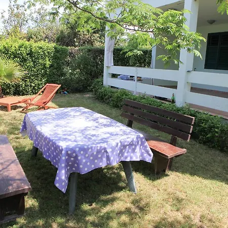 Luka Apartman
