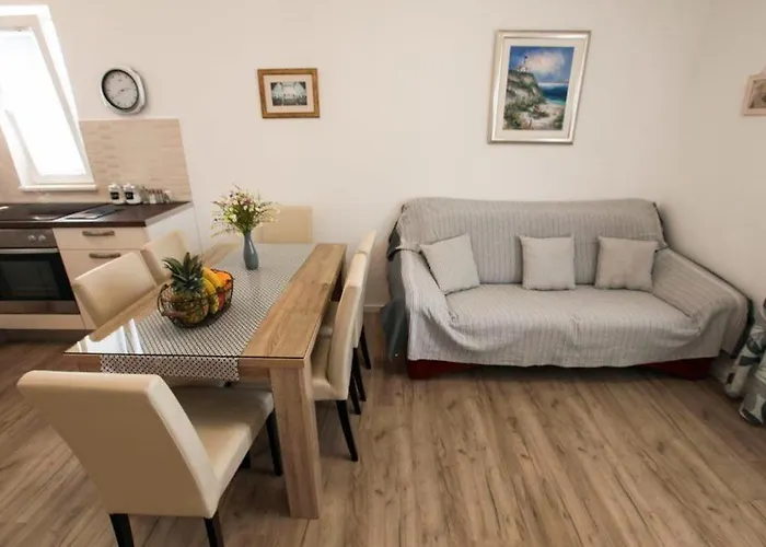 Luka * Rogoznica (Sibenik-Knin)