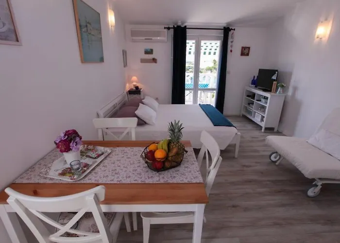 Luka Rogoznica (Sibenik-Knin)